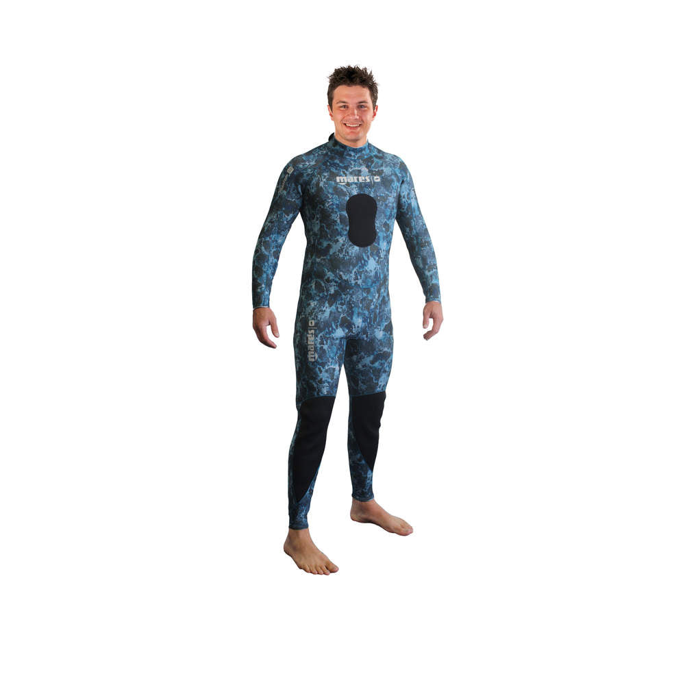 Spearfishing Wetsuits for Easier Blending in the Environment